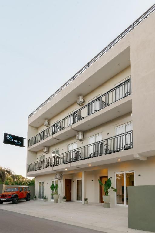 Mulberry Living welcoming space in Ettukala, Negombo